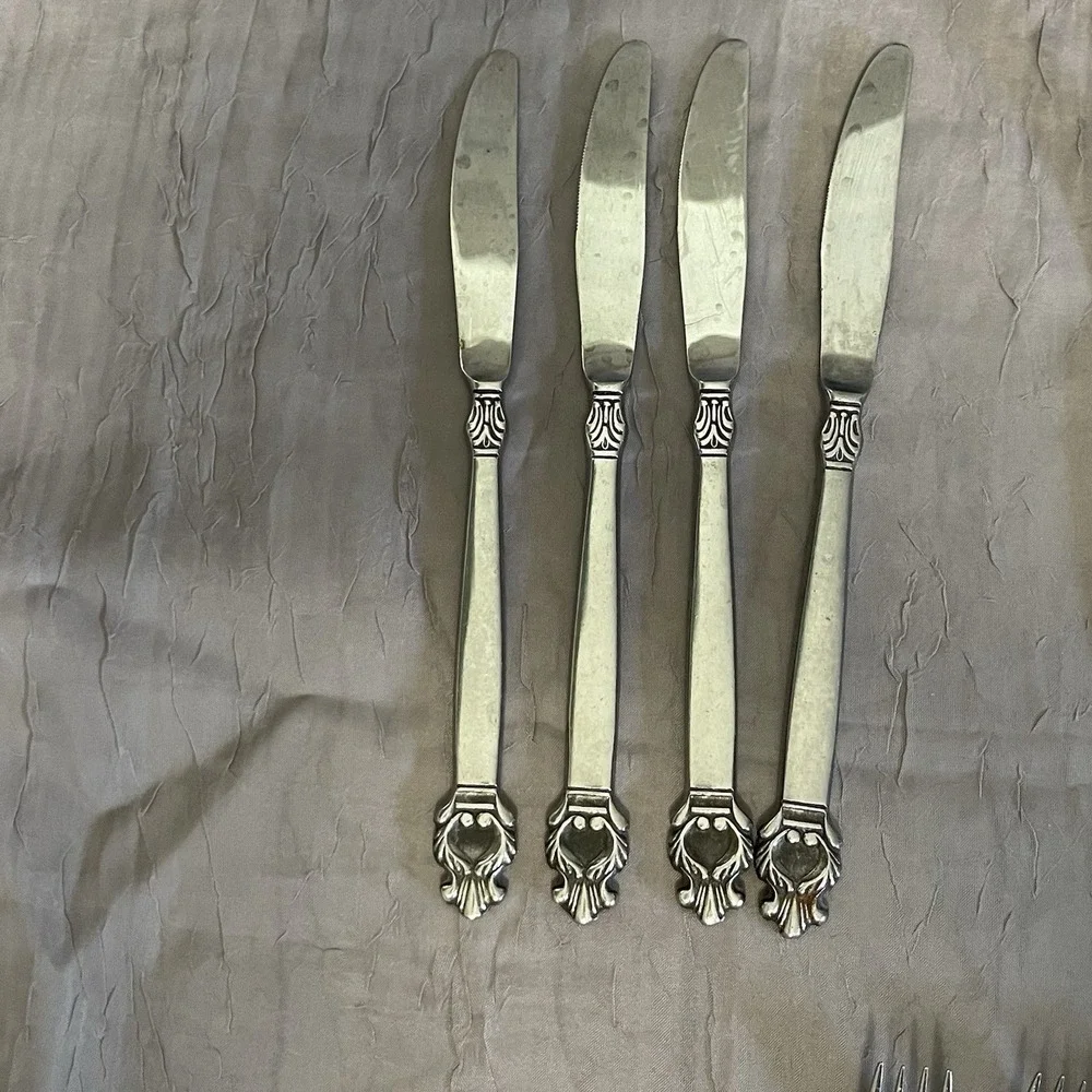 Vintage Erika 1883 F.B. ROGERS JAPAN Stainless ~ Set of 20 Service For 4 Antique